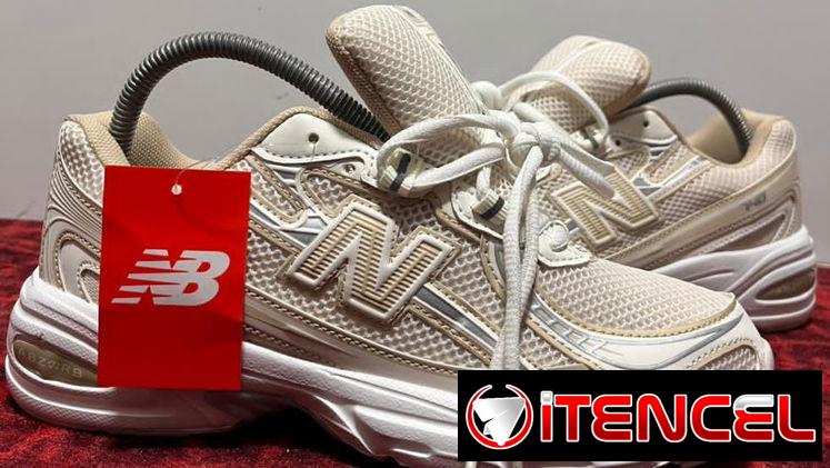 New Balance 740 G5