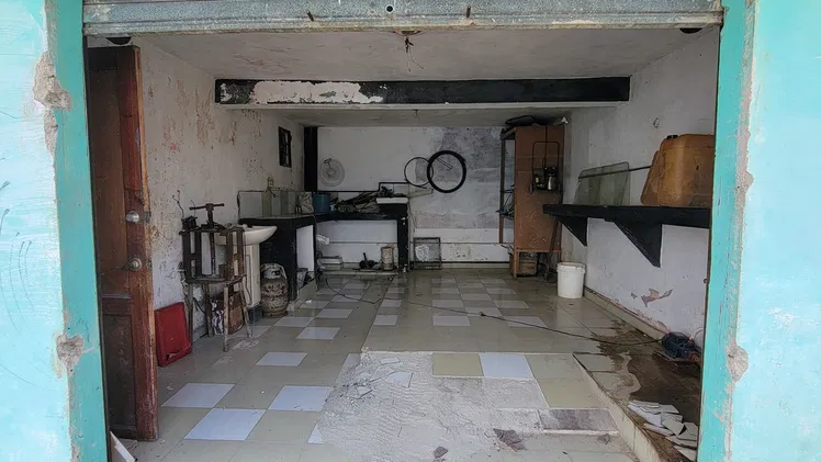 $40000 usd .En venta casa independiente de 2 plantas en Regla. 1ra Planta:1 cuarto independiente con su baño,cocina y co