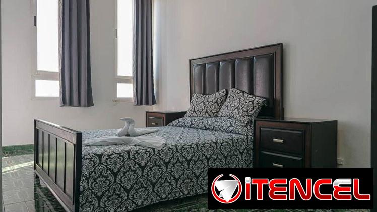 👥📺Apartamento de 2 Cuartos con Vista al Malecón en Centro Habana REF 1348