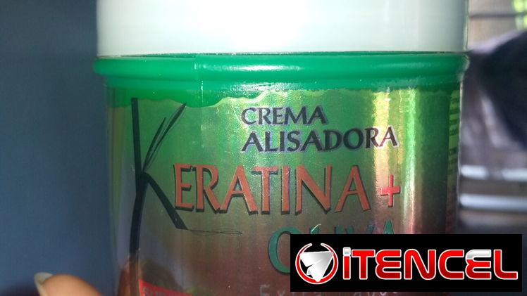 Se venden keratinas y gel de baño