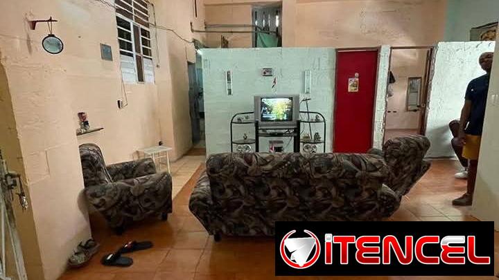 Se vende casa en centro Habana barrio Colón🏡