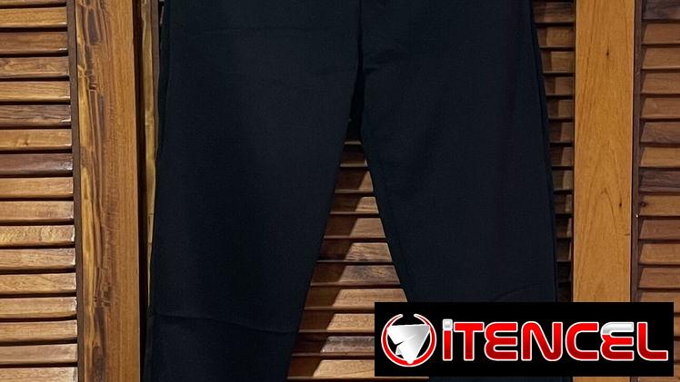 Mono blanco talla S y Mono negro XL