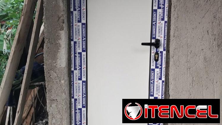 ✨ Calidad que se nota, aluminio que dura ✨ En nuestra carpintería de aluminio realizamos todo tipo de trabajos con mater