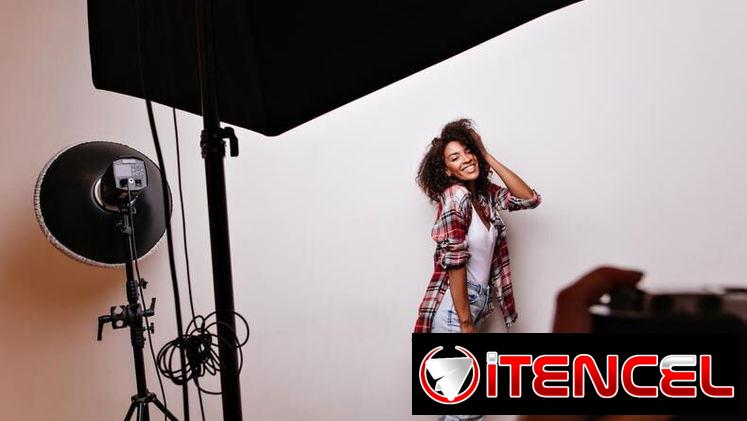Se buscan modelos femeninas