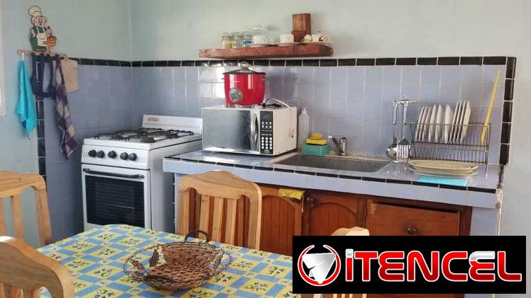 🏡 Apartamento en Planta Alta – Nuevo Vedado