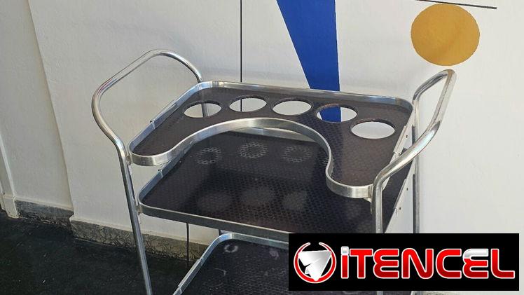 Vendo carrito bar con ruedas, original años 50.