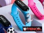 Gafas, mochilitas y relojes de niños