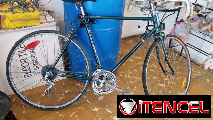 Bicicleta de ciclismo clásica 27 y medio