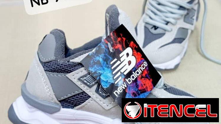 *NEW BALANCE 9060 GRIS*