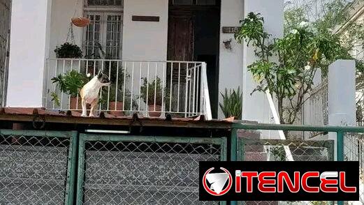 Casa en santos suarez moderno,cerca del banco de los Colonos