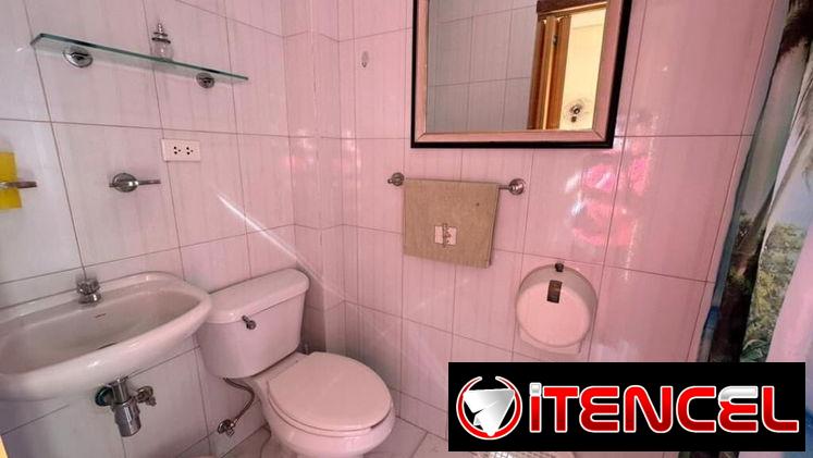 Se alquila departamento de 2 habitaciones y dos baños en zona de letras del vedado RAl0035