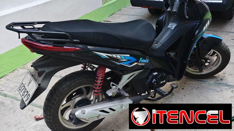 Moto de gasolina económica Ava fenix 125.5 4t semiautomática con chapa. Venta o negocio!!!