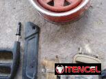 Se venden algunas piezas de uso de carro