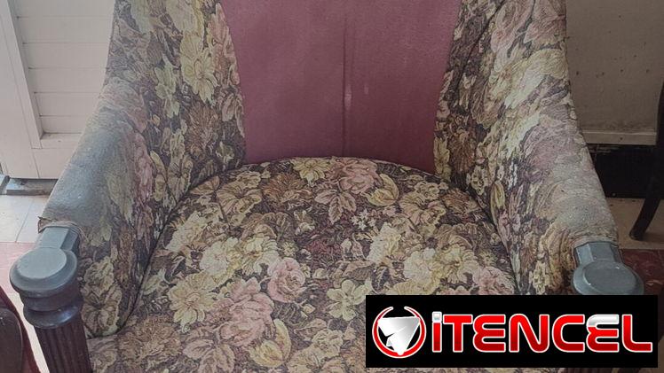 GANGA VENDO ESTE BUTACÓN DE LOS AÑOS 50 DE BUENA MADERA ES DE CAOBA–#–55398589 BUEN DISEÑO, PESA BASTANTE A QUIEN PUED