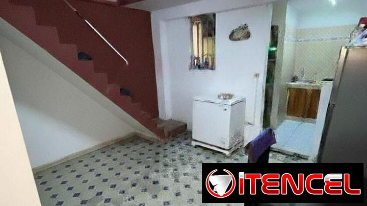 Apartamento 🏘 interior independiente de 2 plantas en Centro Habana,(#86)