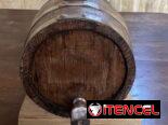 Barril para almacenar ron