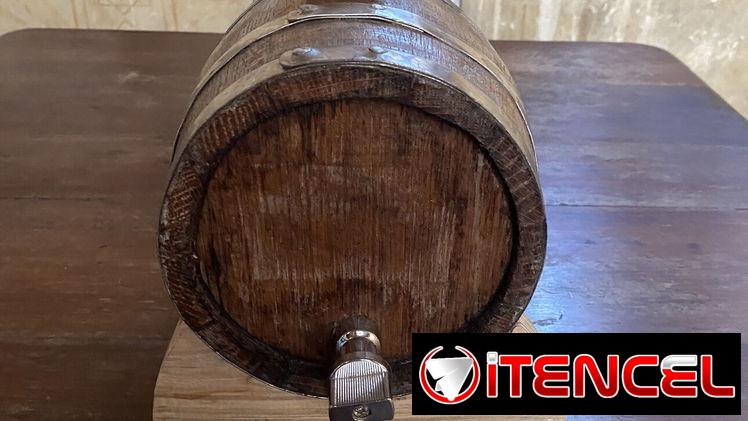Barril para almacenar ron