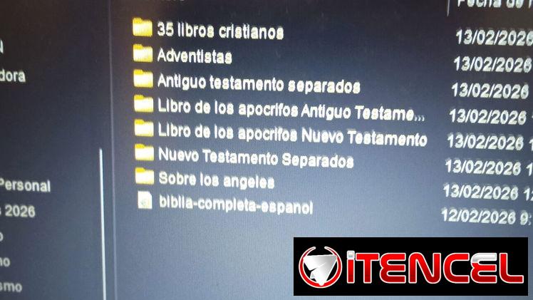 Miles de libros de religión Yoruba