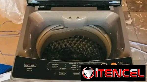 Lavadora automática 9 kg marca Royal. *300 USD*