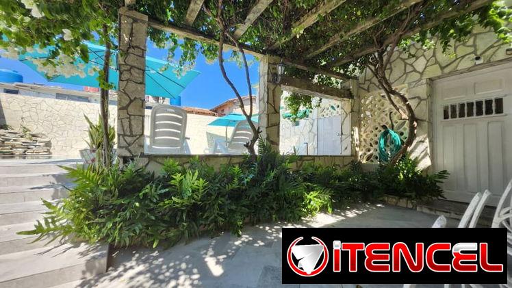 Cod.Z 🚨 ¡OFERTA! Casa con piscina en Brisas del mar  🌴