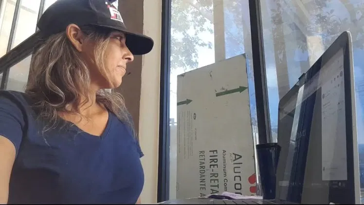 Busco Empleo De Administradora-Hostales/Call-Center-Concierge/Asistente Personal/Entrenadora De Yoga