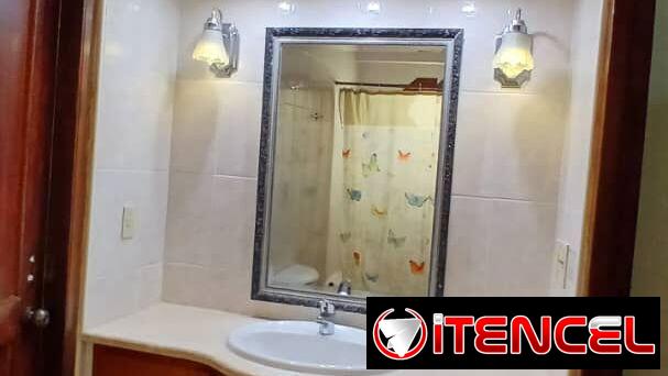 Renta CASA TOTALMENTE INDEPENDIENTE PLAYA 750 usd 53582376