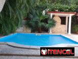 Casa de renta  con piscina en playa
