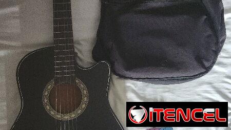 Guitarra de estudio +accesorios
