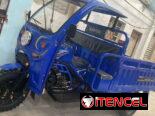 Triciclo de combustión con cabina es de 7 toneladas