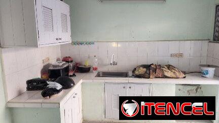 Vendo apartamento de 4 cuartos