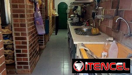 Casa de 4/4, piscina, carposh p/3 autos en Fontanar (F-41)
