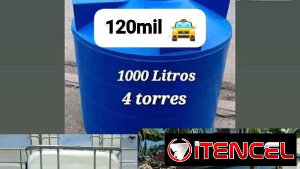 Tanques plásticos de agua para su jogar