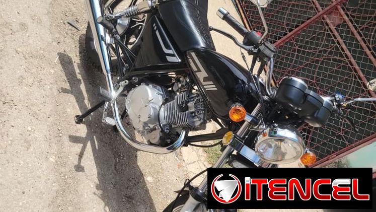 Moto Halcón