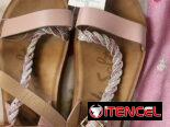 Sandalias rosadas talla 3 y azules talla 4