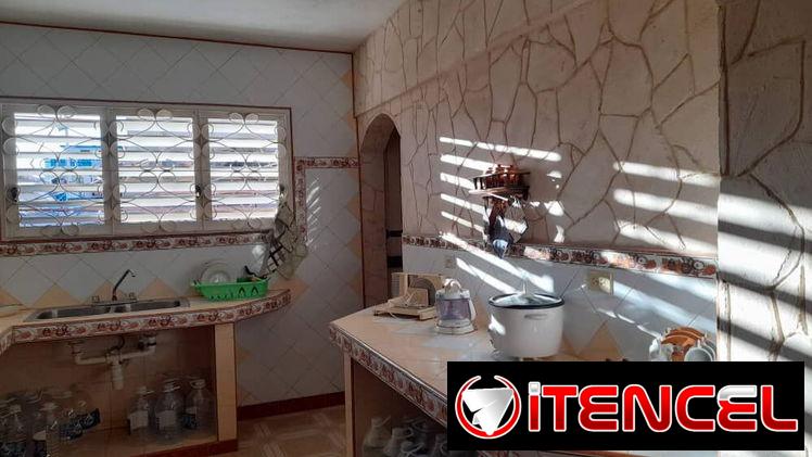 Cod.Z Alquiler ,Casa Vacacional 🏖️: 4 Habitaciones, Cerca del Mar. Capacidad hasta 10 Personas