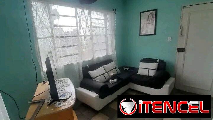 Apartamento con balcón en el sevillano
