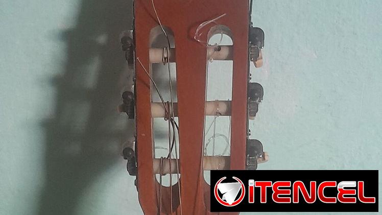 Guitarra clasica  y accesorios