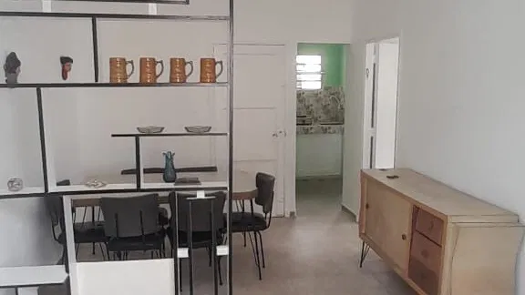 Apartamento capitalista en venta en el Cerro por el mercado de 4 caminos