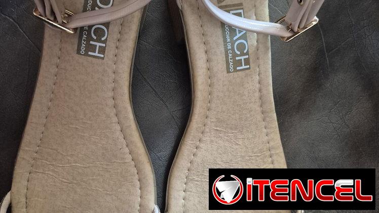 En venta sandalias de mujer