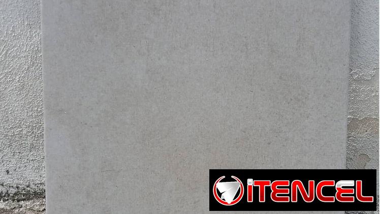 REIMS GRIS 🩶 ANTIDESLIZANTE 45 x 45