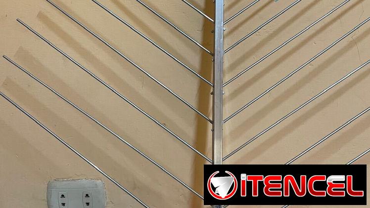 ANTENA EXTERIOR A FULL HD DE ORIGEN ITALIANO IDEAL PARA CAJITA Y TV HÍBRIDO+10 MTROS DE CABLE COAXIAL 2000 CUP