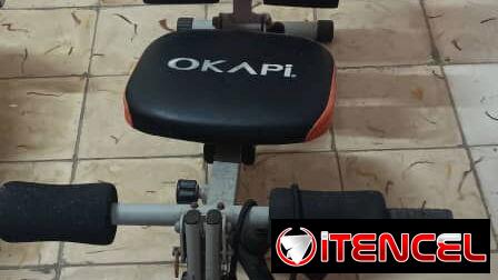 Bicicleta estática y silla de ejercicios en venta