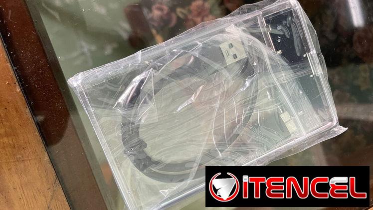 Caja 2.5 con su cable 3.0 para convertir discos duros internos en externo!!