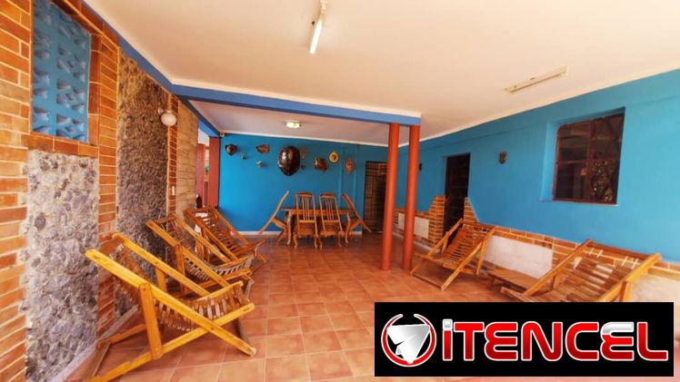 🌊Casa con Piscina en Santa Fé de 5 Habitaciones. Disponible para Pasadía. Barbacoa y un Área de Dominó  (1264)