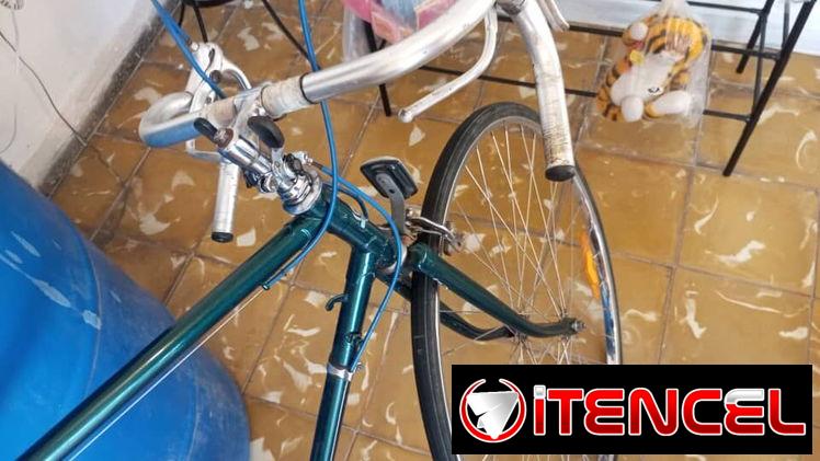 Bicicleta de ciclismo clásica 27 y medio