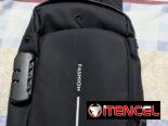 Bolsos antirrobo e impermeables