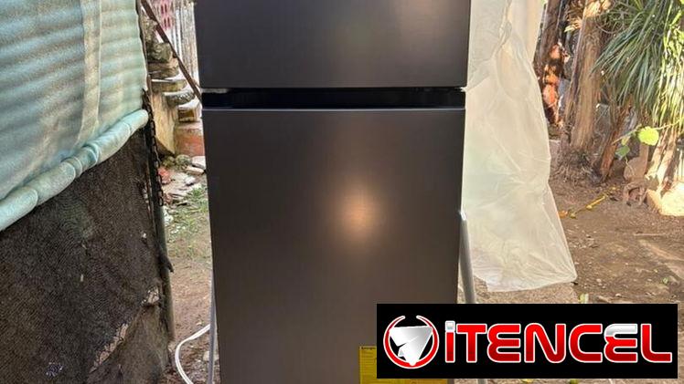 Refrigerador LG de 9.1 pies con la mensajería 🚚🚚gratuita en toda la h