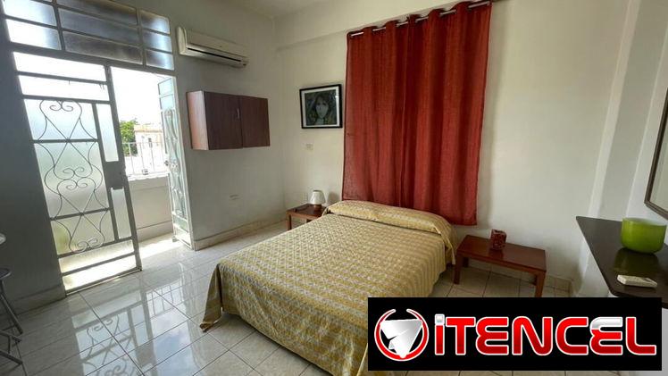 🔑Cod. Z – Renta disponible por tiempo indefinido en el Vedado, La Habana | 2 Habitaciones 🛏️ Casa equipada
