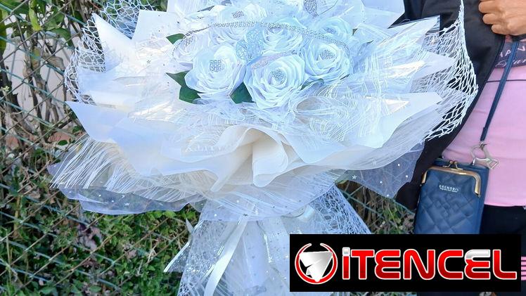 ¡¡Regalo!! Ramo grande de rosas eternas