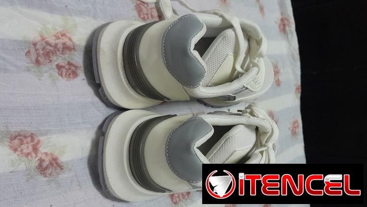 Tenis blancos